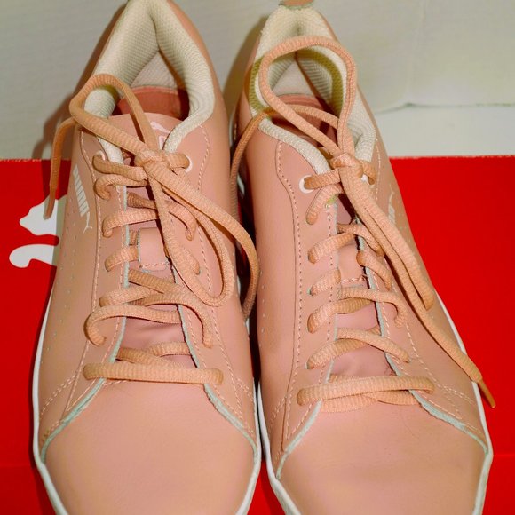 Puma Peach-Beige Leather Court (Smash Perf) Sneaker Size 8.5 - Picture 2 of 7